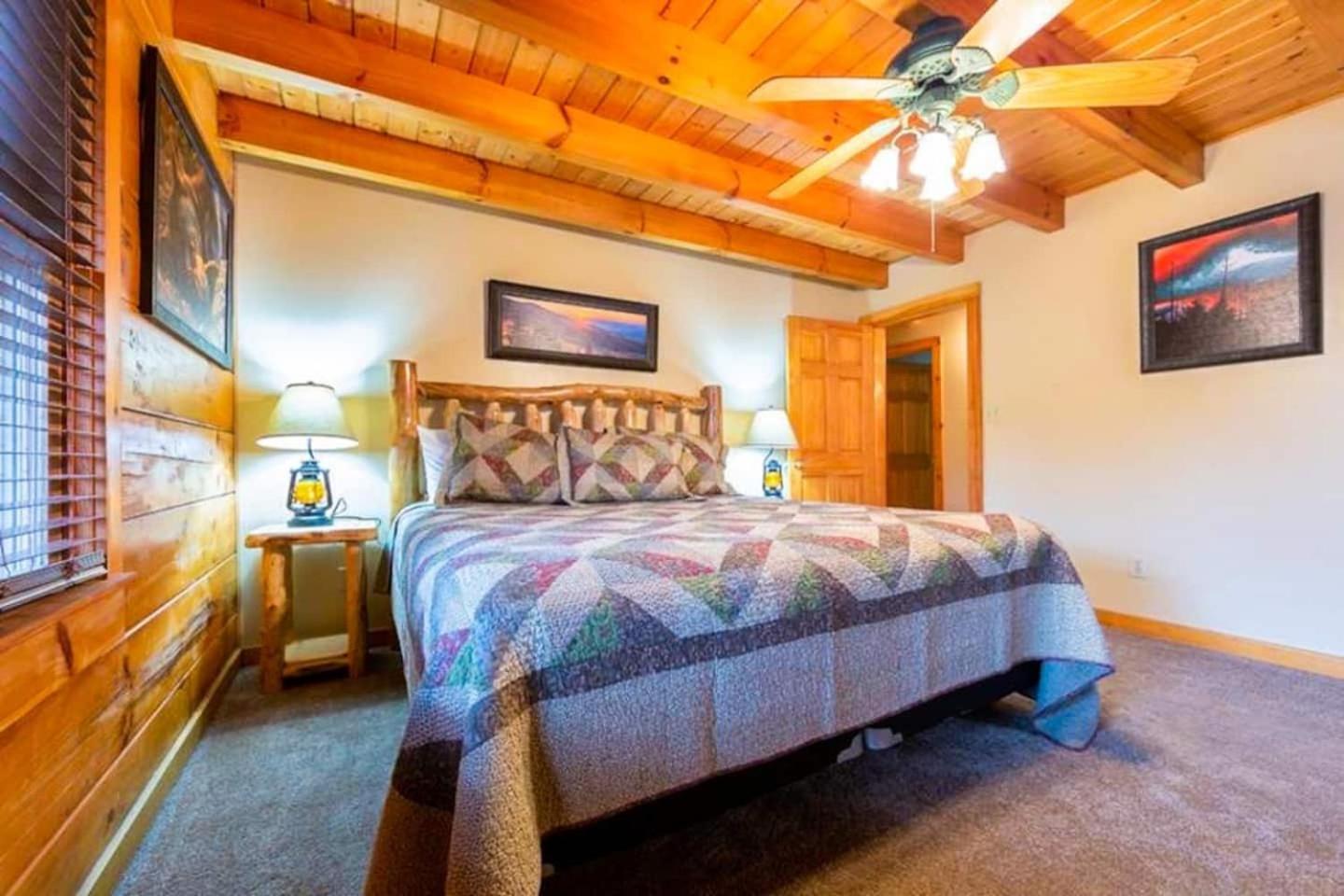 Pigeonforge Cabin Game Roomdog Friendlyhot Tub Pigeon Forge Exteriör bild