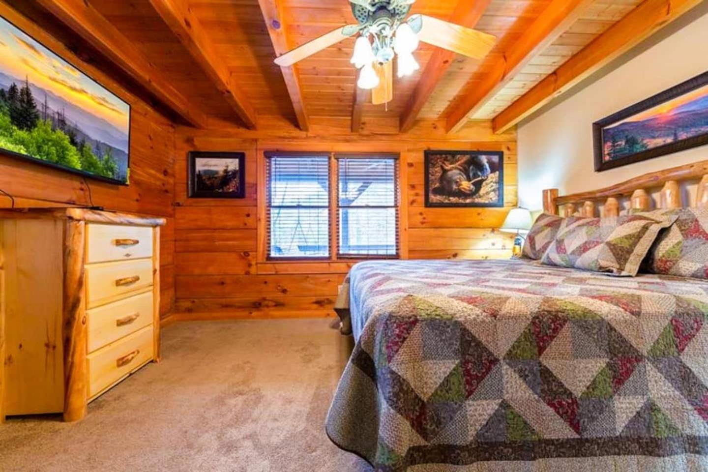 Pigeonforge Cabin Game Roomdog Friendlyhot Tub Pigeon Forge Exteriör bild