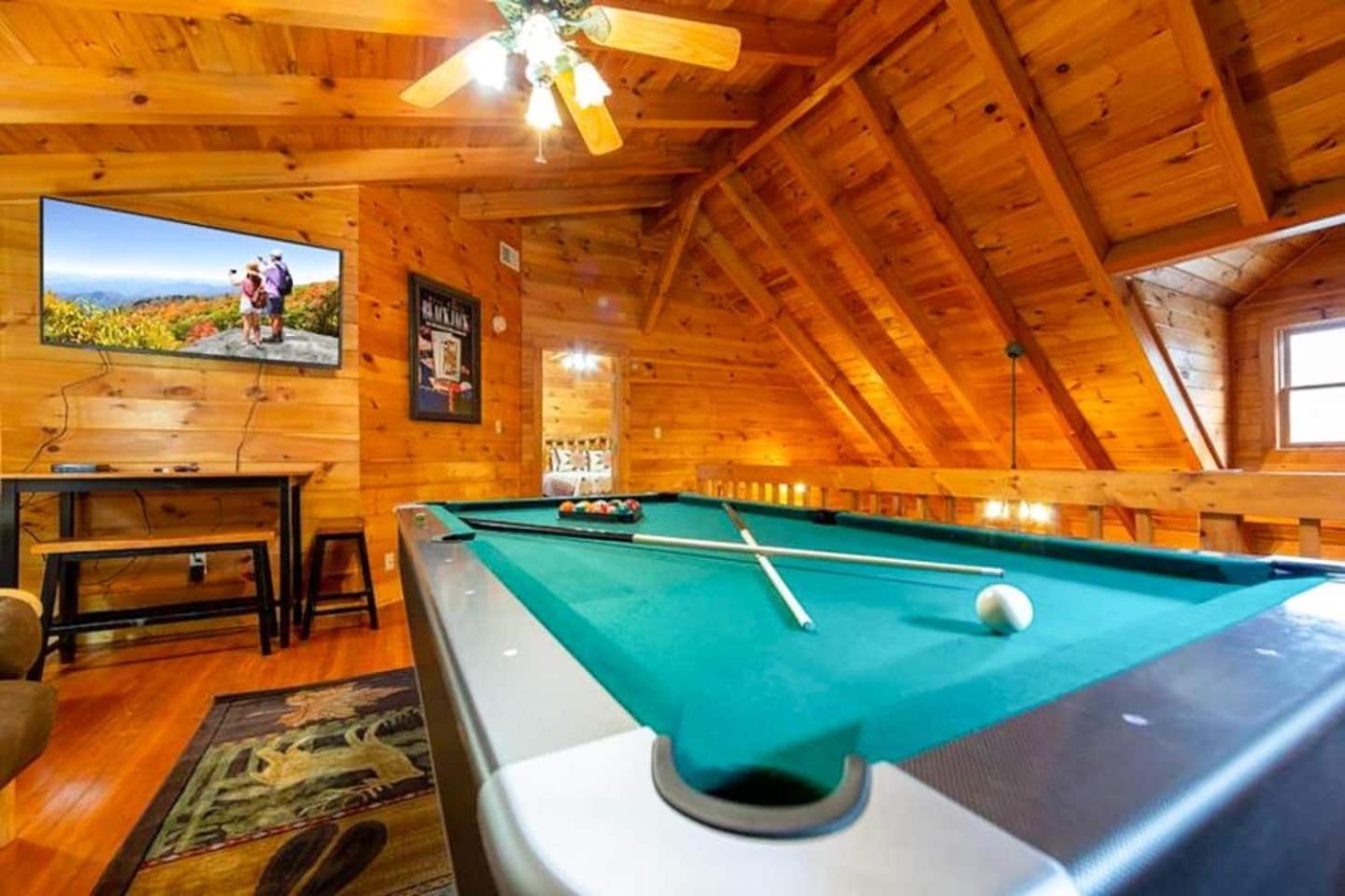 Pigeonforge Cabin Game Roomdog Friendlyhot Tub Pigeon Forge Exteriör bild