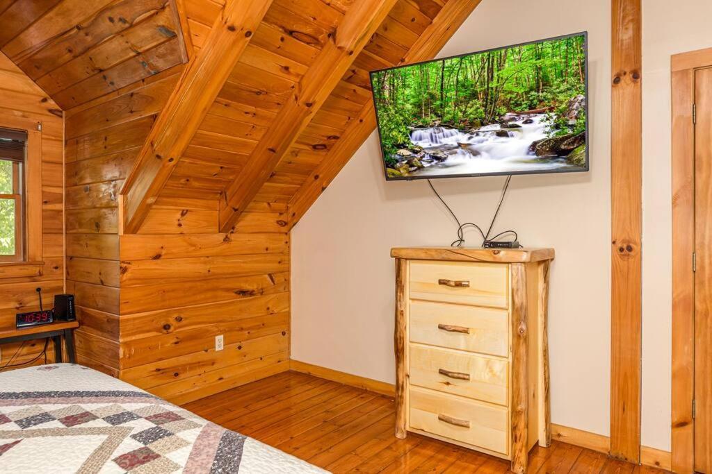 Pigeonforge Cabin Game Roomdog Friendlyhot Tub Pigeon Forge Exteriör bild