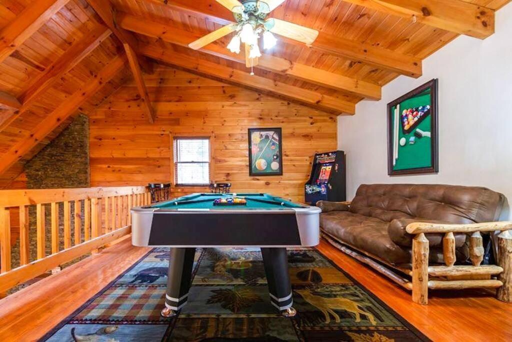 Pigeonforge Cabin Game Roomdog Friendlyhot Tub Pigeon Forge Exteriör bild