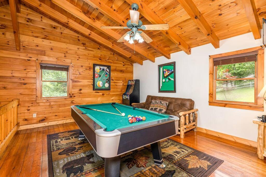 Pigeonforge Cabin Game Roomdog Friendlyhot Tub Pigeon Forge Exteriör bild